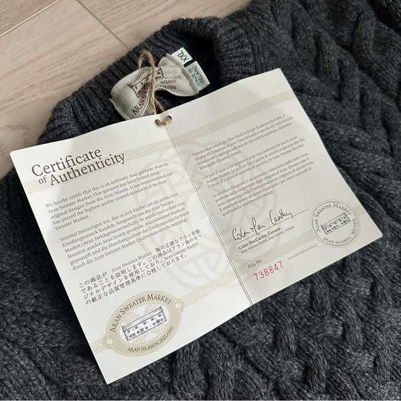 NWT Aran Sweater Market Men's Cable Knit Crew Neck Aran Wool Sweater - Picture 7 of 9